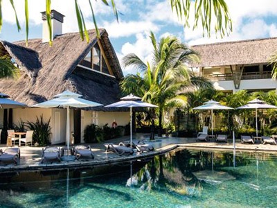 Lagoon Attitude Hotel